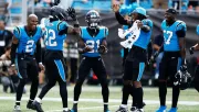 Panthers consiguen su primera victoria de la temporada al aplastar a Falcons