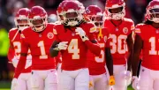 Kansas City Chiefs aplasta y blanquea a Raiders 31-0