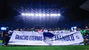 ¡Hasta el cielo, Manolo! Homenaje en el Puebla vs Cruz Azul a Lapuente