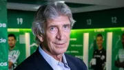 Manuel Pellegrini, entrenador del Real Betis, propone nueva regla al estilo basquetbol