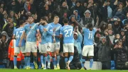 Manchester City golea al Liverpool y se mete a la carrera por el título de Premier League