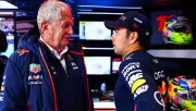 Helmut Marko y Checo Pérez, en Red Bull