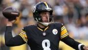 Aaron Rodgers volverá a jugar con Steelers pese a tener múltiples fracturas en la mano