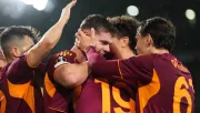 Roma golea sin dificultades al Celtic y se afianza en Europa League