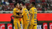 Exjugador de Tigres brilla en la Ligue 1 y es líder con Lens