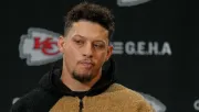 Patrick Mahomes lanza mensaje después de su lesión y eliminación de Playoffs