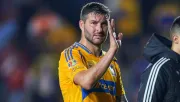 Gignac fue visto usando los colores de Boca Juniors