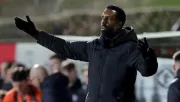 Julián Araujo se queda sin entrenador; Celtic destituye a Wilfried Nancy
