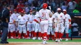 Diablos Rojos vencen a los Tigres en primer duelo de la Guerra de Guerras