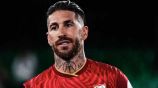 ¡No lo quieren! Aficionados de Betis insultan a Sergio Ramos en el Derbi de Sevilla