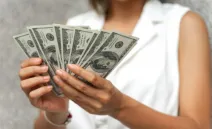 El peso sigue estando fuerte frente al dólar esta semana.