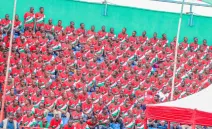 Futbolista muere en pleno partido