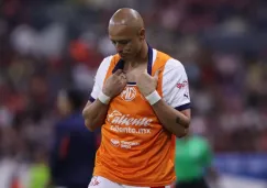 Polémica de 'Chicharito' en Chivas en caso cerrado, asegura Gabriel Milito 