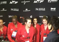 La seleccionadas mexicanas atienden a los medios