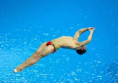 Rommel Pacheco, durante una competencia de clavados