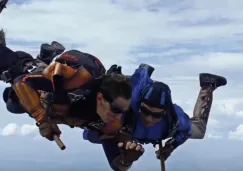 Paracaidistas juegan al Quidditch