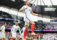 Harry Kane festeja su gol contra la selección de Turquía