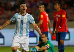 Sergio Agüero celebra un gol frente a Chile