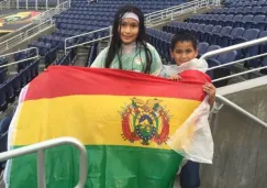 Niños bolivianos después de la lluvia