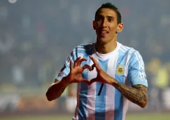 Ángel di María festeja su gol contra Chile