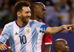 Lionel Messi festeja uno de sus goles contra Panamá 