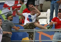 Bronca entre aficionados rusos e ingleses