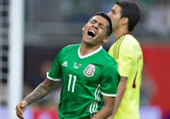 Javier Aquino se lamenta tras una falla