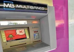 El cajero que 'permite' a los ladrones robar en horario no laborable