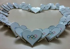 Corazones con el logo de los Juegos Olímpicos