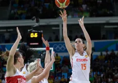 Anna Cruz consigue la canasta de la victoria