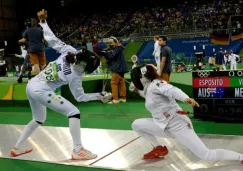 Tamara Vega durante la prueba de esgrima