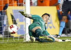 Chivas: Raúl Gudiño no logra atajar un penal vs Dorados