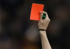 Silbante muestra una tarjeta roja