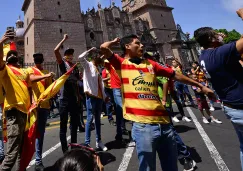 Afición de Monarcas se manifiesta en las calles de la ciudad