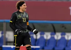 Ochoa, en festejo de gol con el Tri