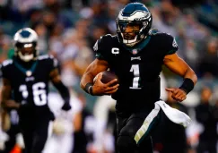 Jalen Hurts en acción con Eagles