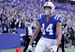 Alec Pierce festejando un touchdown