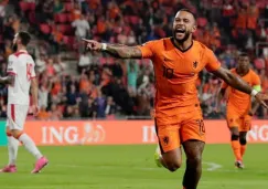 Memphis Depay festejando un gol