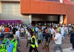 Aficionados tuvieron problemas para entrar al estadio