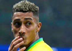 Raphinha defendió a Neymar de la afición de Brasil
