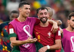 Cristiano Ronaldo abraza a Bruno Fernandes
