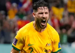 Mathew Leckie festeja gol ante Dinamarca