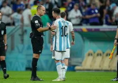 Messi y Mateu Lahoz debatiendo