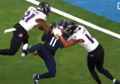 Kyle Hamilton es expulsado tras brutal choque de cascos con Chris Moore en el Ravens vs Titans