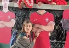 ¡No lo quieren! Aficionados portugueses destruyen figura de cartón de Joao Félix