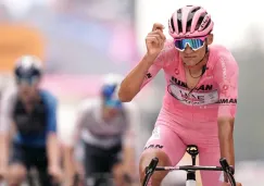 Isaac Del Toro recibe bendición del Papa León XIV en la Etapa 21 del Giro de Italia