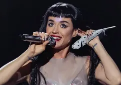 Katy Perry detiene concierto al desmayarse una fan: “Tú puedes, respira”