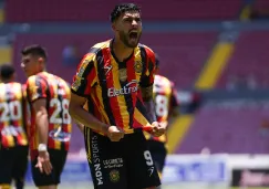 Leones Negros remontan y golean a Irapuato