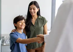 Regreso a clases 2025-2026: Certificado médico GRATIS en estas alcaldías 