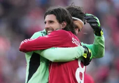 Liverpool vence a Arsenal con golazo de Dominik Szoboszlai